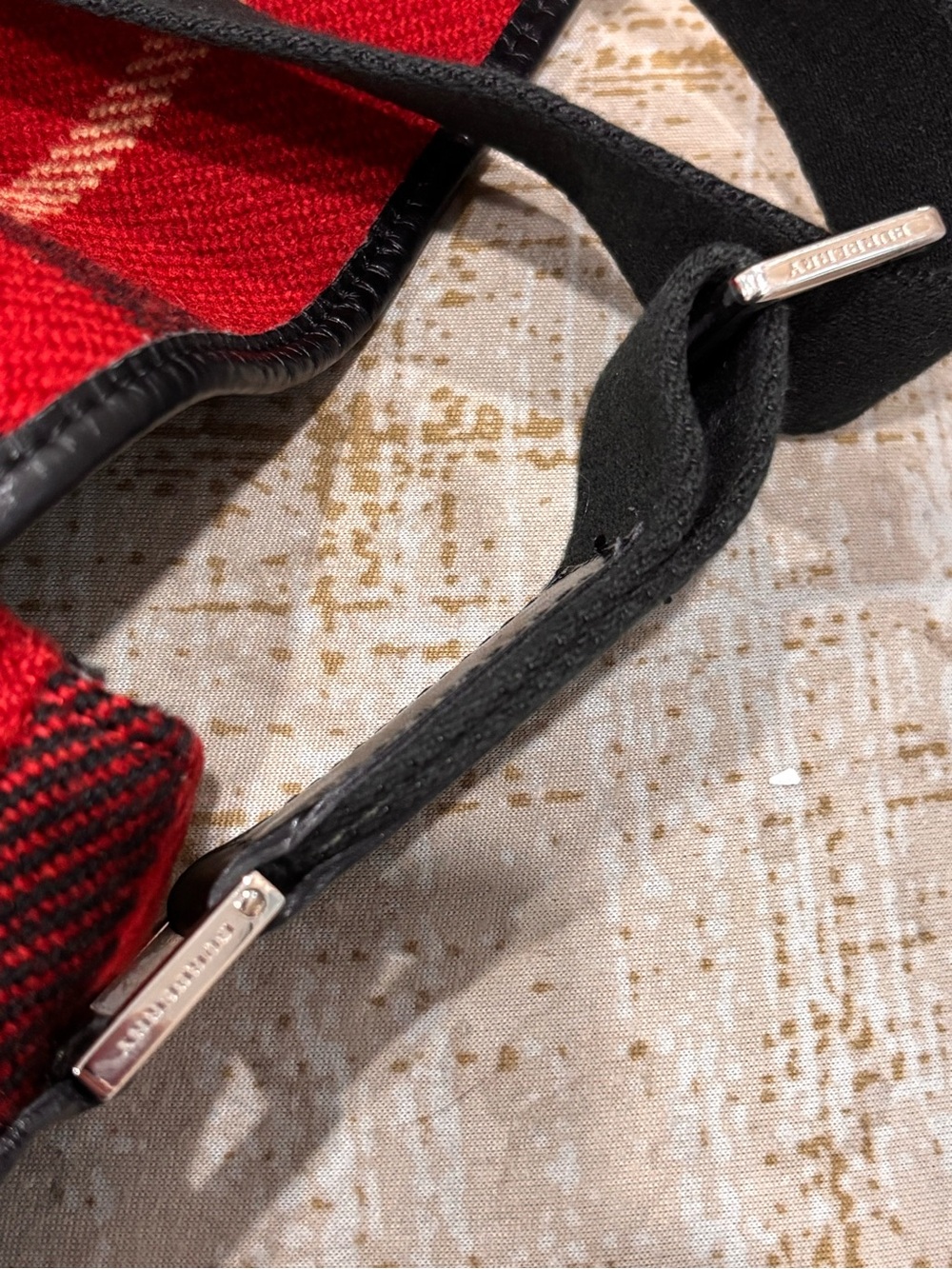 Burberry wool check pattern - Picture 15 of 16